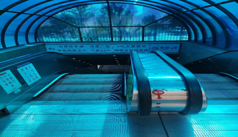 北京大望路地鐵通道